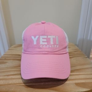 NWOT Yeti Hat